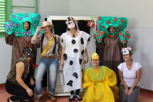 18/04 DIA NACIONAL DO LIVRO INFANTIL  APRESENTAO TEATRO 